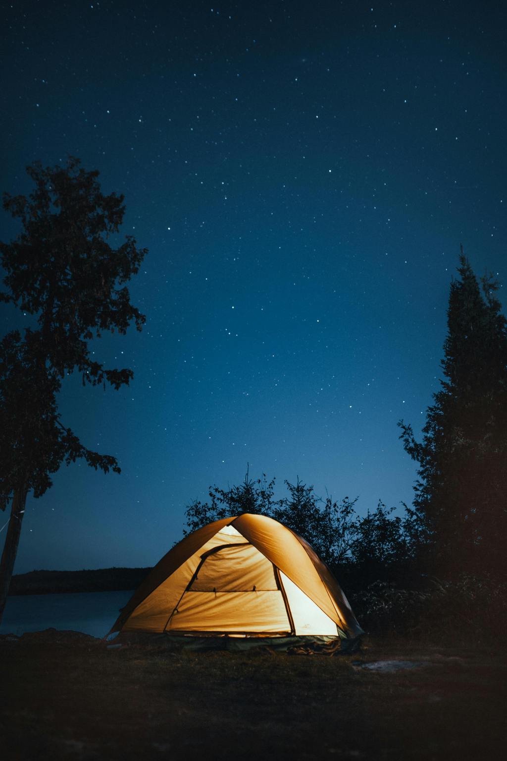 “High” in the Great Outdoors: 5 Essential Camping Accessories for&nbsp;Stoners